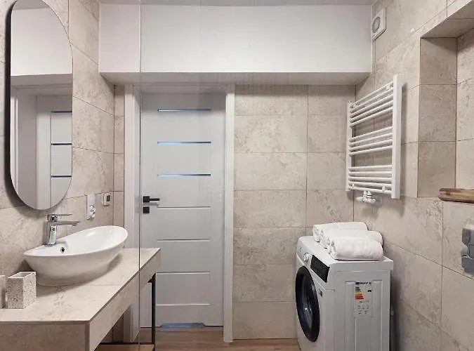 Pod Lasem Zdroj * 예들리나-즈드로이