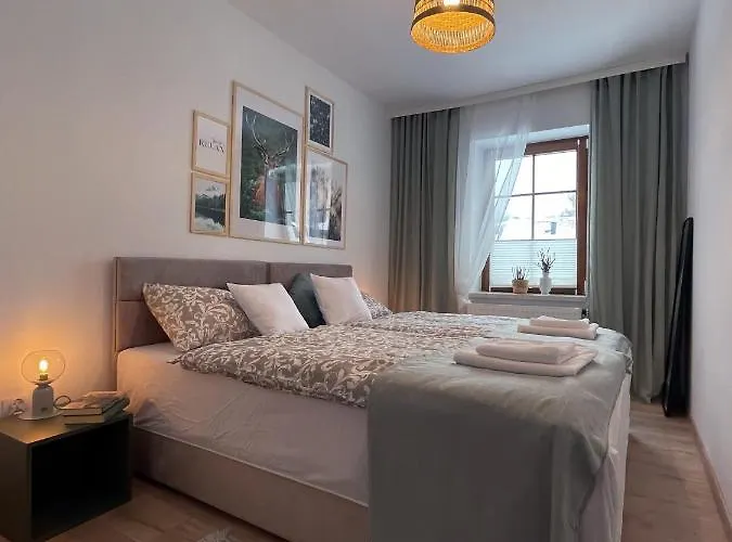 Pod Lasem Zdroj 아파트