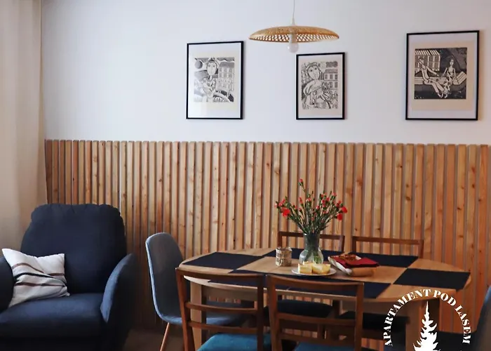 Pod Lasem Zdroj * 예들리나-즈드로이